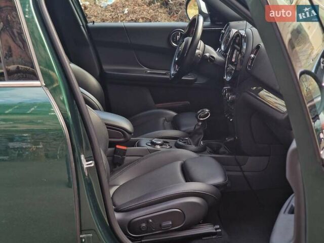 Зелений Міні Кантрімен, об'ємом двигуна 1.5 л та пробігом 92 тис. км за 18990 $, фото 48 на Automoto.ua