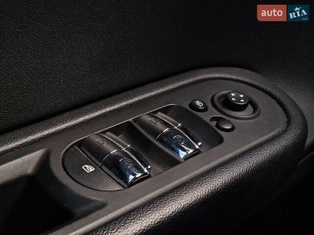 Зелений Міні Кантрімен, об'ємом двигуна 1.5 л та пробігом 92 тис. км за 18990 $, фото 57 на Automoto.ua