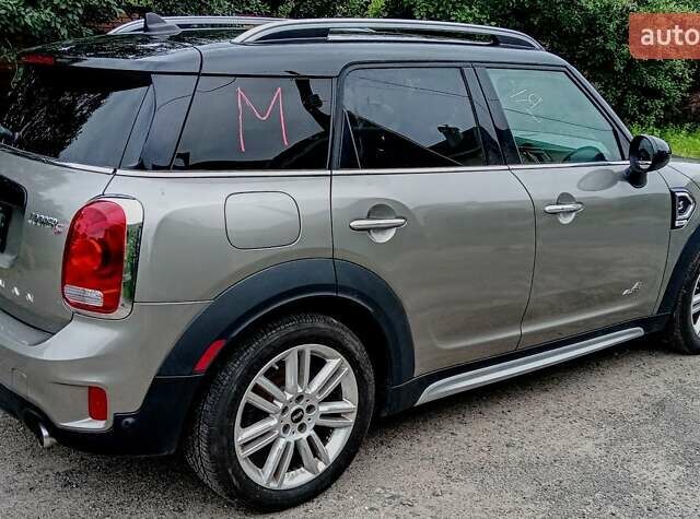 Зеленый Мини Кантримен, объемом двигателя 2 л и пробегом 112 тыс. км за 11970 $, фото 2 на Automoto.ua