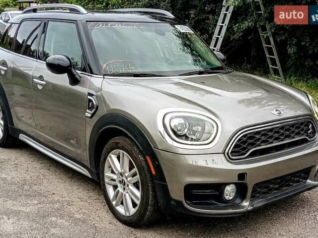 Зеленый Мини Кантримен, объемом двигателя 2 л и пробегом 112 тыс. км за 11970 $, фото 1 на Automoto.ua