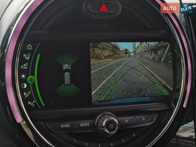 Зелений Міні Кантрімен, об'ємом двигуна 1.5 л та пробігом 92 тис. км за 18990 $, фото 59 на Automoto.ua