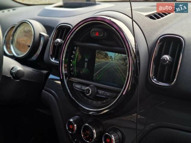 Зелений Міні Кантрімен, об'ємом двигуна 1.5 л та пробігом 92 тис. км за 18990 $, фото 50 на Automoto.ua