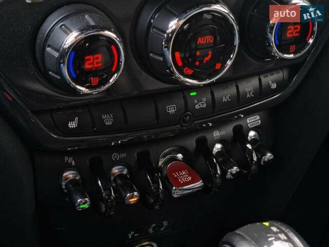 Зелений Міні Кантрімен, об'ємом двигуна 1.5 л та пробігом 92 тис. км за 18990 $, фото 60 на Automoto.ua