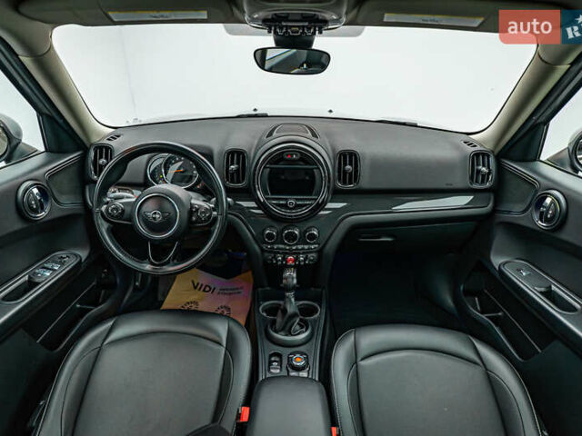 Зеленый Мини Кантримен, объемом двигателя 1.5 л и пробегом 141 тыс. км за 16868 $, фото 9 на Automoto.ua