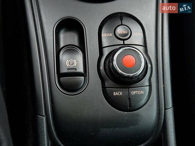 Зеленый Мини Кантримен, объемом двигателя 1.5 л и пробегом 72 тыс. км за 17500 $, фото 55 на Automoto.ua