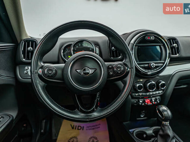 Зеленый Мини Кантримен, объемом двигателя 1.5 л и пробегом 141 тыс. км за 16868 $, фото 11 на Automoto.ua
