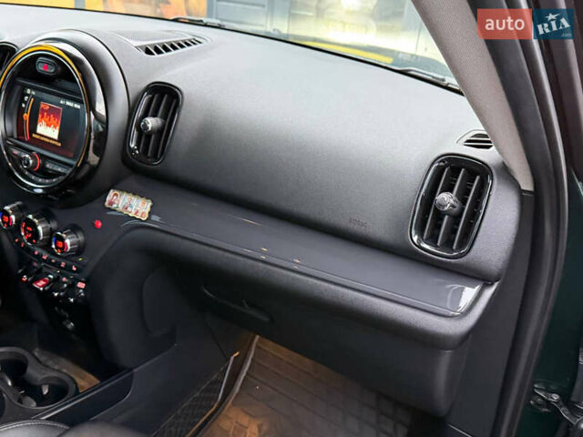 Зеленый Мини Кантримен, объемом двигателя 1.5 л и пробегом 72 тыс. км за 17500 $, фото 30 на Automoto.ua