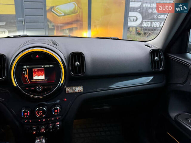 Зеленый Мини Кантримен, объемом двигателя 1.5 л и пробегом 72 тыс. км за 17500 $, фото 38 на Automoto.ua