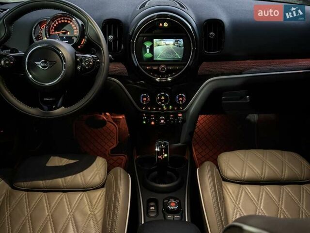 Зелений Міні Кантрімен, об'ємом двигуна 2 л та пробігом 40 тис. км за 27999 $, фото 11 на Automoto.ua