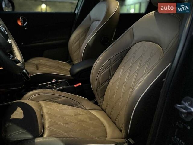 Зелений Міні Кантрімен, об'ємом двигуна 2 л та пробігом 40 тис. км за 27999 $, фото 13 на Automoto.ua