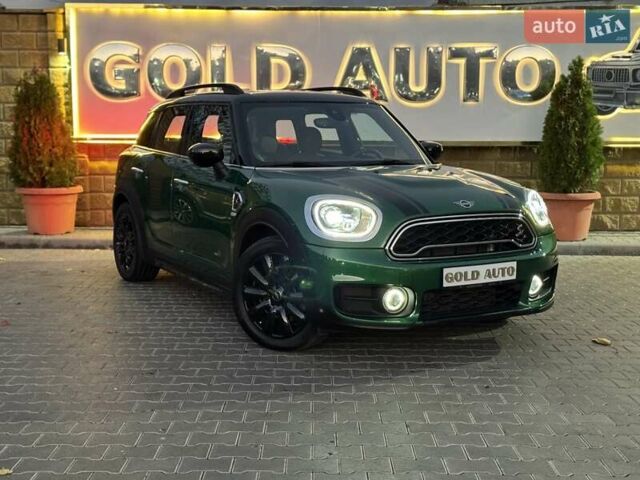 Зелений Міні Кантрімен, об'ємом двигуна 2 л та пробігом 40 тис. км за 27999 $, фото 1 на Automoto.ua
