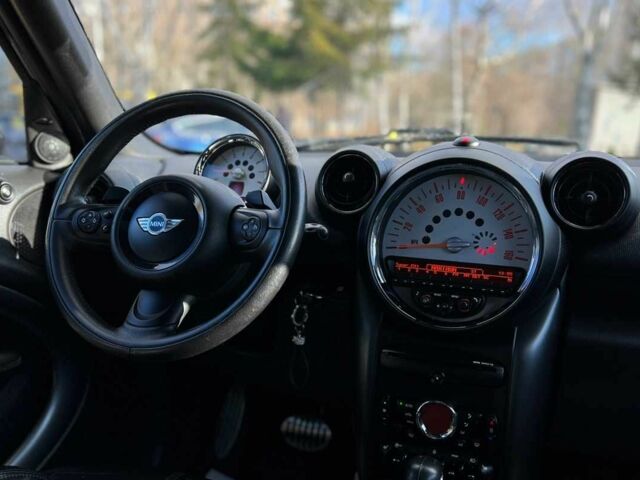 Зелений Міні Кантрімен, об'ємом двигуна 1.6 л та пробігом 96 тис. км за 11200 $, фото 19 на Automoto.ua