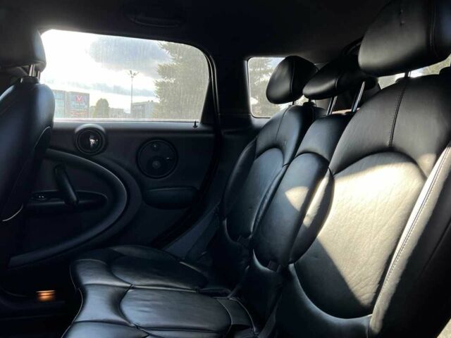 Зелений Міні Кантрімен, об'ємом двигуна 1.6 л та пробігом 96 тис. км за 11200 $, фото 20 на Automoto.ua