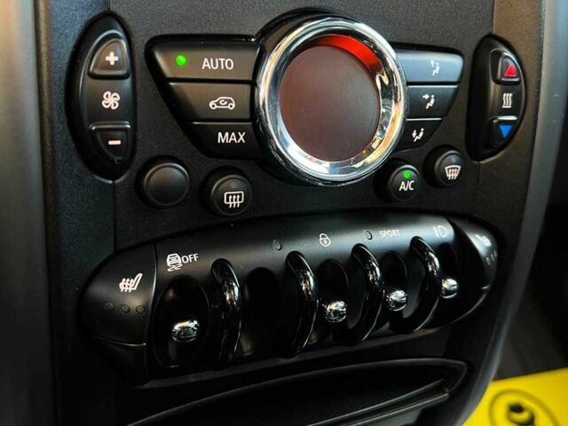 Зелений Міні Кантрімен, об'ємом двигуна 1.6 л та пробігом 96 тис. км за 11200 $, фото 16 на Automoto.ua