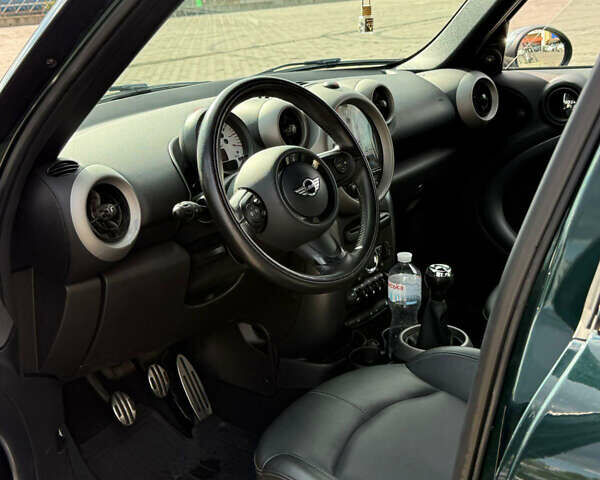 Зеленый Мини Кантримен, объемом двигателя 1.6 л и пробегом 253 тыс. км за 6100 $, фото 3 на Automoto.ua