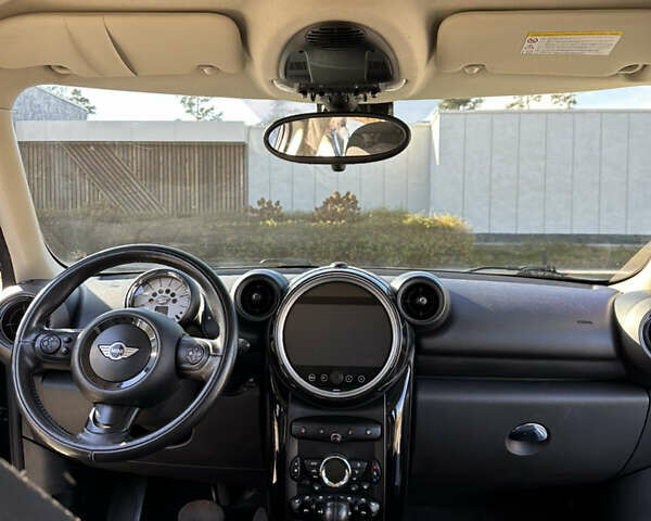 Зелений Міні Кантрімен, об'ємом двигуна 2 л та пробігом 99 тис. км за 11999 $, фото 14 на Automoto.ua