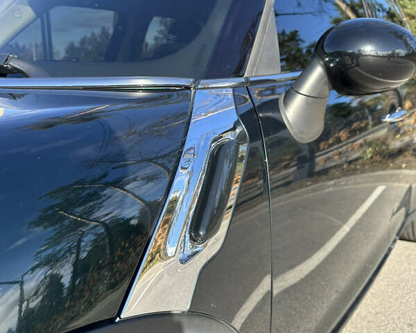 Зелений Міні Кантрімен, об'ємом двигуна 2 л та пробігом 99 тис. км за 11999 $, фото 9 на Automoto.ua