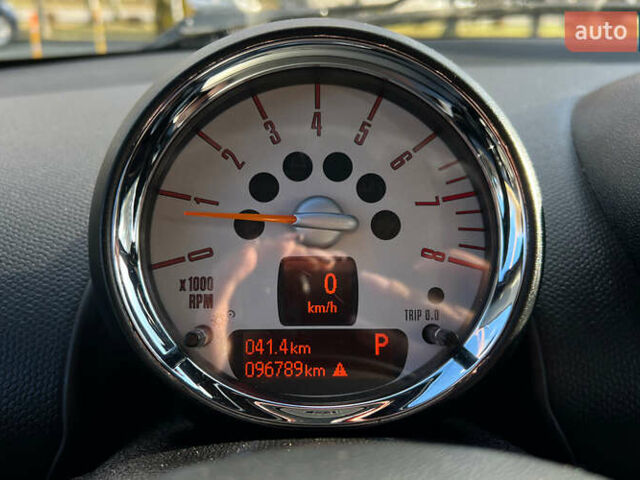 Зеленый Мини Кантримен, объемом двигателя 1.6 л и пробегом 96 тыс. км за 11200 $, фото 15 на Automoto.ua