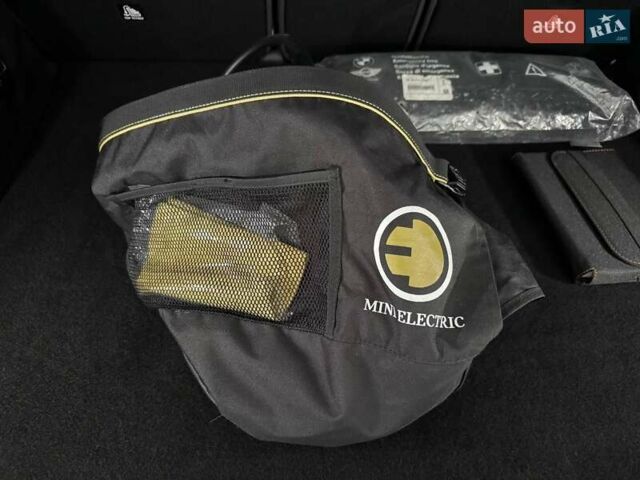 Зелений Міні Кантрімен, об'ємом двигуна 1.5 л та пробігом 49 тис. км за 29000 $, фото 23 на Automoto.ua