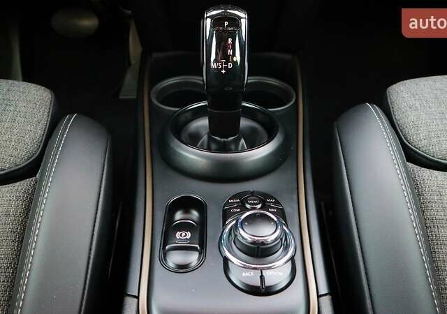 Зелений Міні Кантрімен, об'ємом двигуна 2 л та пробігом 92 тис. км за 28182 $, фото 19 на Automoto.ua