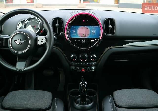 Зелений Міні Кантрімен, об'ємом двигуна 2 л та пробігом 92 тис. км за 28182 $, фото 7 на Automoto.ua