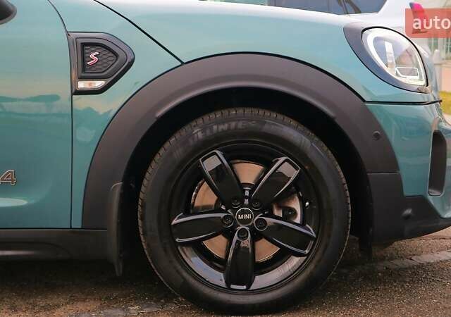 Зелений Міні Кантрімен, об'ємом двигуна 2 л та пробігом 92 тис. км за 28182 $, фото 30 на Automoto.ua