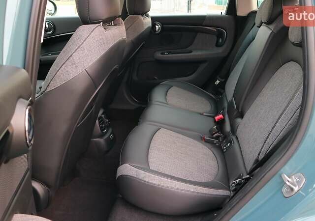 Зелений Міні Кантрімен, об'ємом двигуна 2 л та пробігом 92 тис. км за 28182 $, фото 13 на Automoto.ua