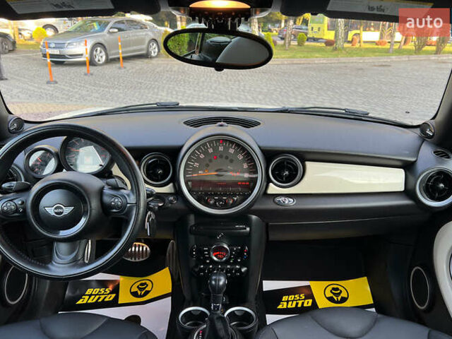 Білий Міні Coupe, об'ємом двигуна 1.6 л та пробігом 24 тис. км за 13300 $, фото 10 на Automoto.ua