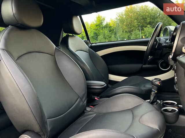 Білий Міні Coupe, об'ємом двигуна 1.6 л та пробігом 24 тис. км за 13300 $, фото 9 на Automoto.ua