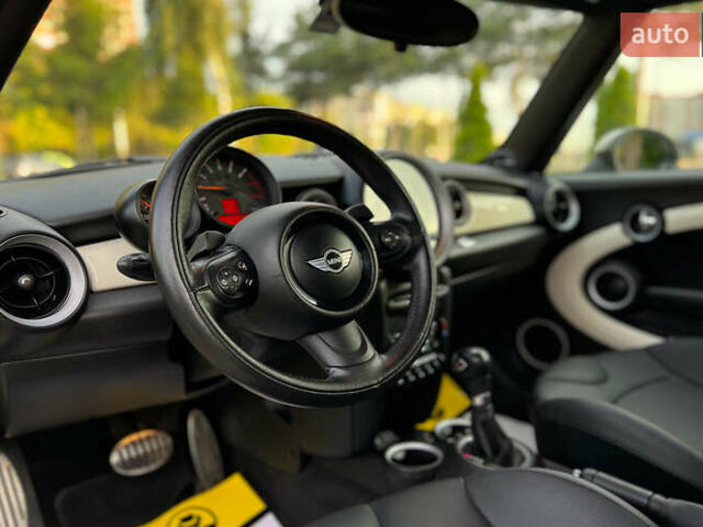 Білий Міні Coupe, об'ємом двигуна 1.6 л та пробігом 24 тис. км за 13300 $, фото 21 на Automoto.ua