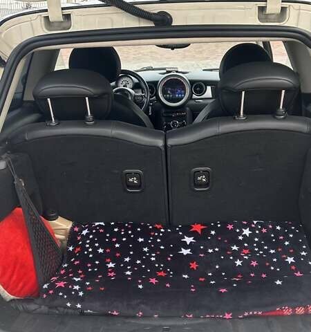 Бежевый Мини Coupe, объемом двигателя 1.6 л и пробегом 150 тыс. км за 9150 $, фото 12 на Automoto.ua