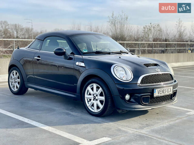 Чорний Міні Coupe, об'ємом двигуна 2 л та пробігом 255 тис. км за 9666 $, фото 4 на Automoto.ua