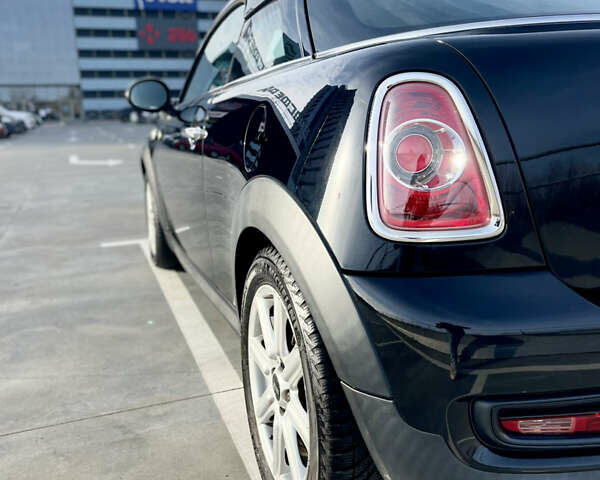 Чорний Міні Coupe, об'ємом двигуна 2 л та пробігом 255 тис. км за 9666 $, фото 8 на Automoto.ua