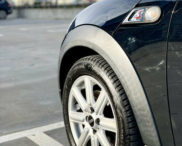 Чорний Міні Coupe, об'ємом двигуна 2 л та пробігом 255 тис. км за 9666 $, фото 12 на Automoto.ua