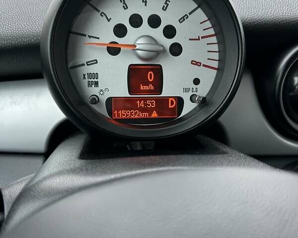 Черный Мини Coupe, объемом двигателя 1.6 л и пробегом 115 тыс. км за 7800 $, фото 6 на Automoto.ua