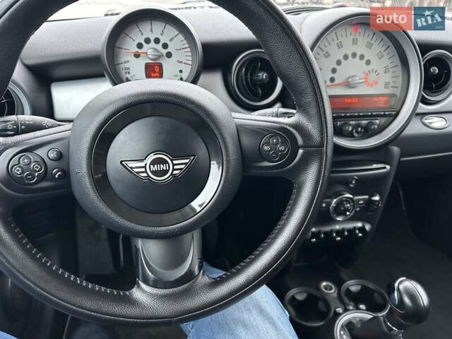 Черный Мини Coupe, объемом двигателя 1.6 л и пробегом 115 тыс. км за 7800 $, фото 9 на Automoto.ua