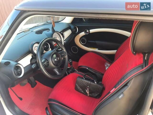 Мини Coupe, объемом двигателя 1.6 л и пробегом 163 тыс. км за 9500 $, фото 6 на Automoto.ua