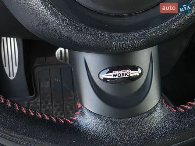 Білий Міні Інша, об'ємом двигуна 1.6 л та пробігом 156 тис. км за 9500 $, фото 18 на Automoto.ua