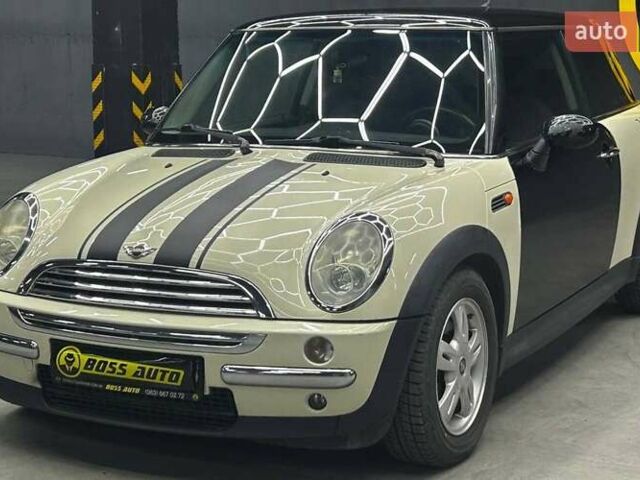 Білий Міні Hatch, об'ємом двигуна 1.36 л та пробігом 266 тис. км за 4700 $, фото 2 на Automoto.ua