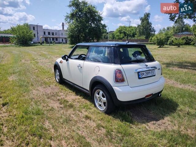 Білий Міні Hatch, об'ємом двигуна 1.6 л та пробігом 190 тис. км за 6000 $, фото 9 на Automoto.ua