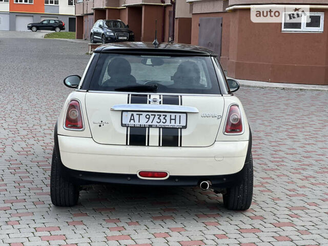 Белый Мини Hatch, объемом двигателя 1.6 л и пробегом 178 тыс. км за 6499 $, фото 6 на Automoto.ua