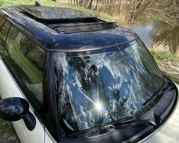 Білий Міні Hatch, об'ємом двигуна 1.6 л та пробігом 245 тис. км за 4500 $, фото 9 на Automoto.ua