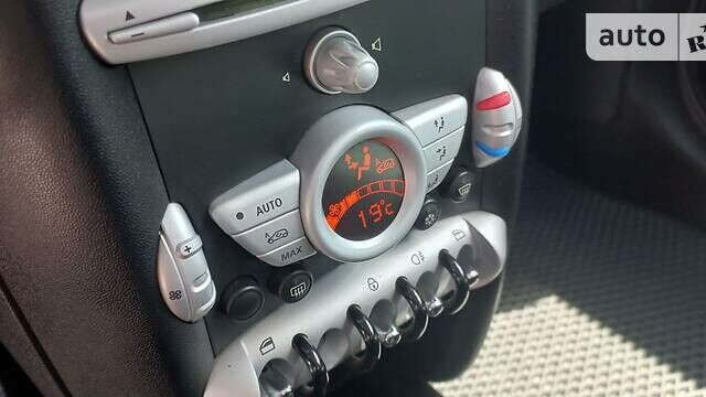 Белый Мини Hatch, объемом двигателя 1.6 л и пробегом 178 тыс. км за 6499 $, фото 18 на Automoto.ua