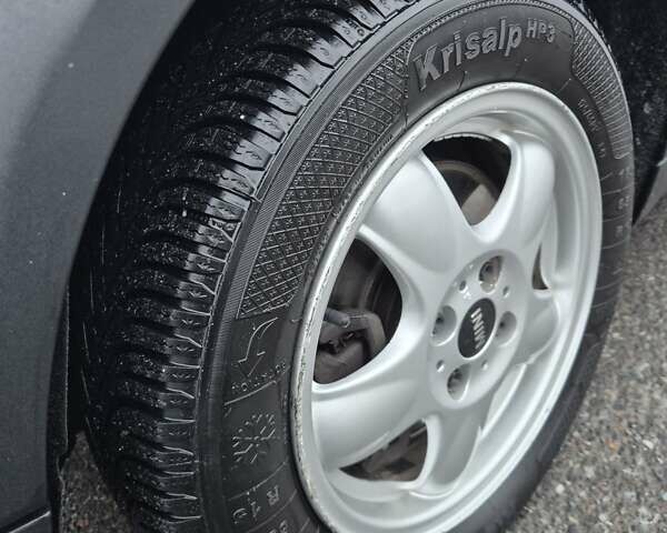 Белый Мини Hatch, объемом двигателя 1.4 л и пробегом 138 тыс. км за 5500 $, фото 24 на Automoto.ua