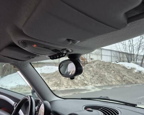 Белый Мини Hatch, объемом двигателя 1.4 л и пробегом 138 тыс. км за 5500 $, фото 21 на Automoto.ua