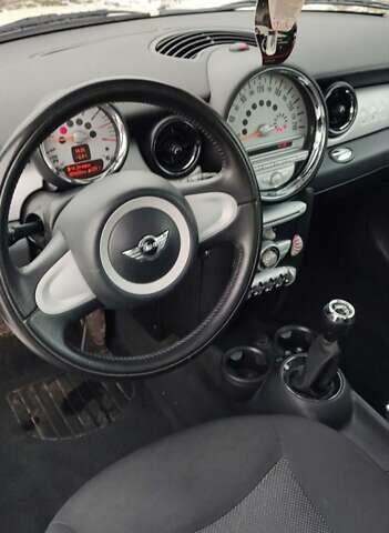 Білий Міні Hatch, об'ємом двигуна 1.6 л та пробігом 190 тис. км за 6000 $, фото 94 на Automoto.ua