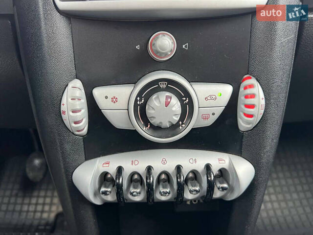 Белый Мини Hatch, объемом двигателя 1.4 л и пробегом 139 тыс. км за 5290 $, фото 29 на Automoto.ua