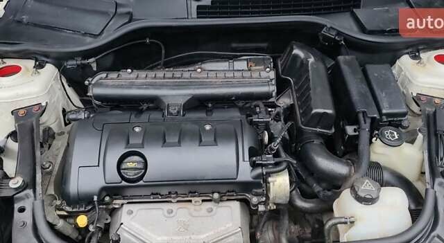 Білий Міні Hatch, об'ємом двигуна 1.6 л та пробігом 190 тис. км за 6000 $, фото 100 на Automoto.ua