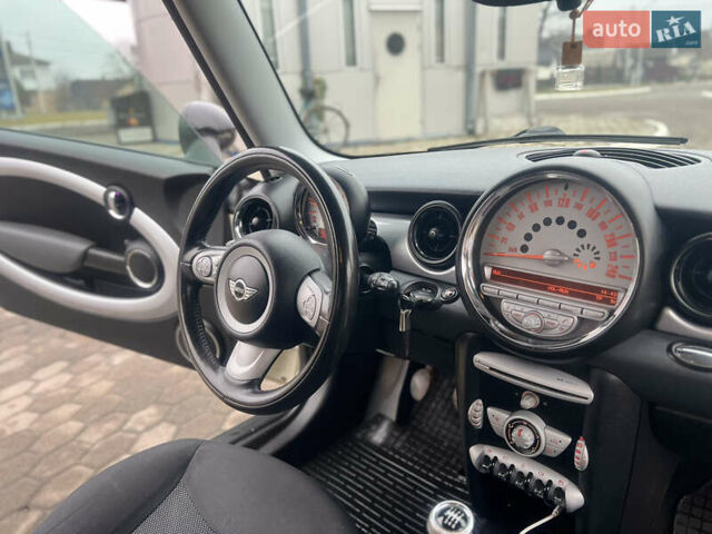 Белый Мини Hatch, объемом двигателя 1.4 л и пробегом 123 тыс. км за 5000 $, фото 17 на Automoto.ua