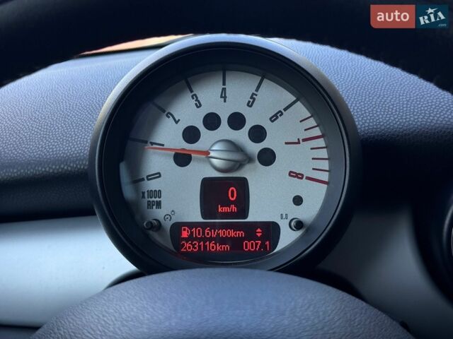 Белый Мини Hatch, объемом двигателя 1.6 л и пробегом 263 тыс. км за 4990 $, фото 24 на Automoto.ua